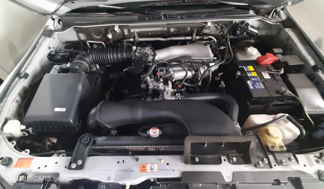 Mitsubishi Pajero PETROL V6 3.5L LEFT HAND DRIVE