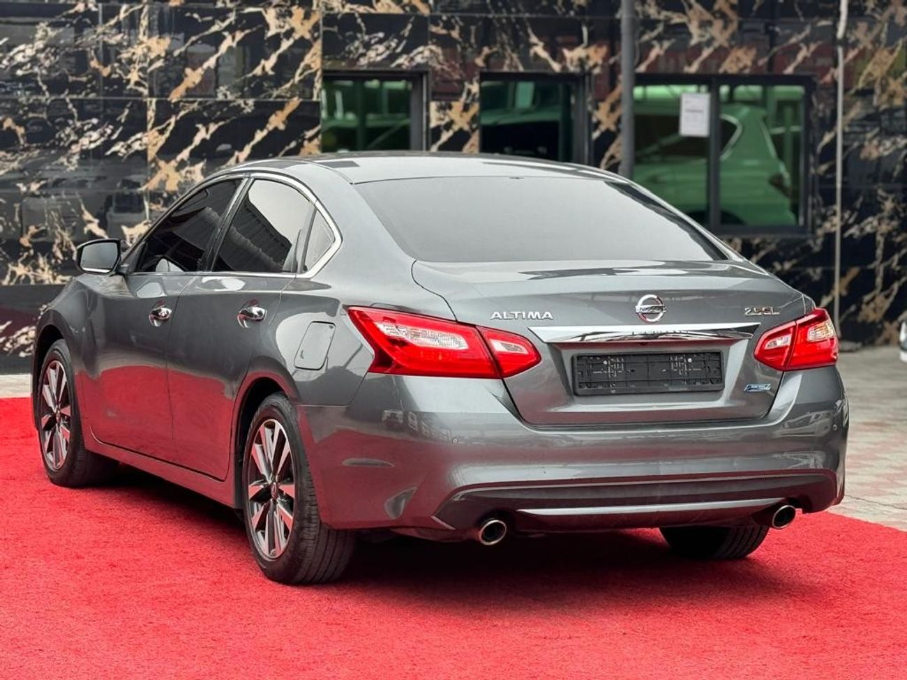 Nissan Altima SV