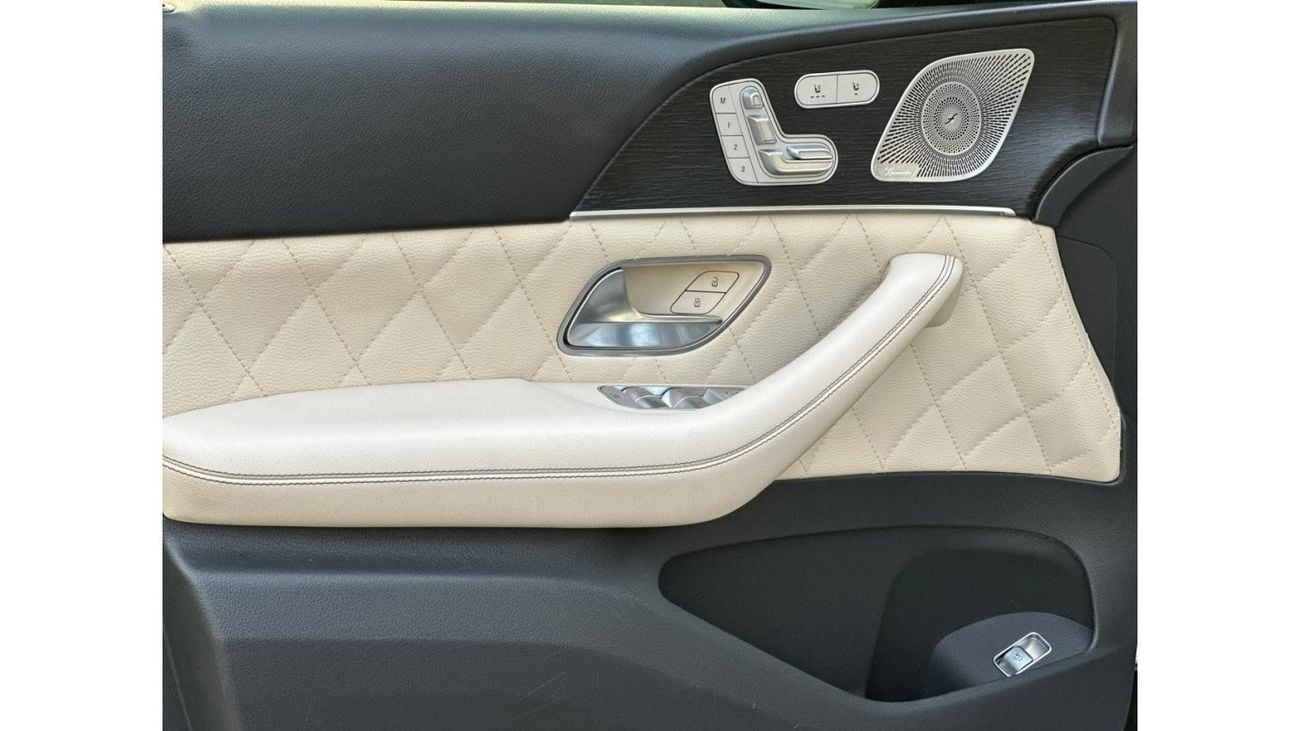 Mercedes-Benz GLS 450 Premium MERCEDES BENZ GLS 450 MODEL 2020 KM 49000 NO ACCIDENT NO PAINT ISSUE WITH KIT MAYBACH GLS600