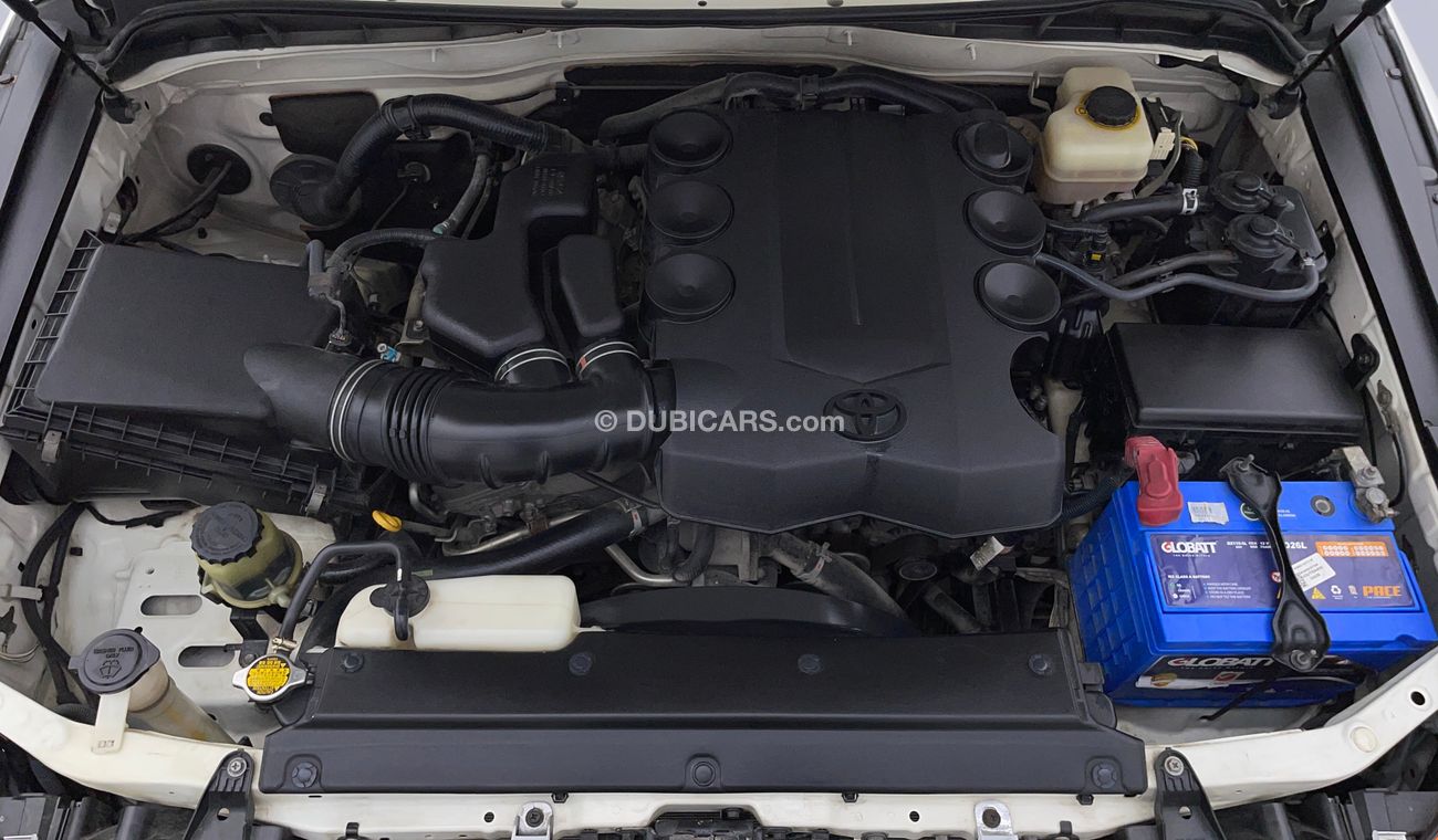 Toyota FJ Cruiser GXR 4 | Zero Down Payment | Free Home Test Drive