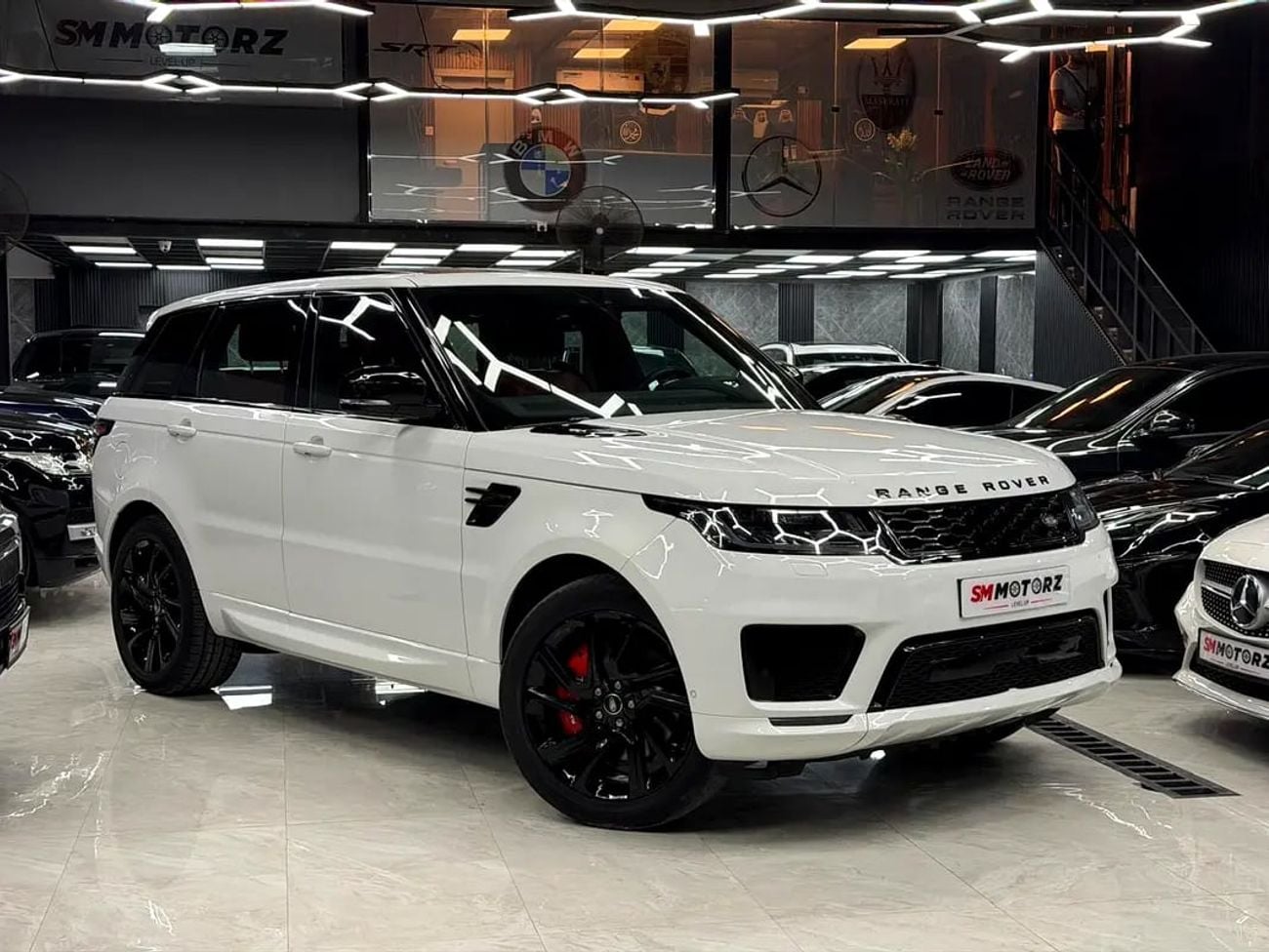 Land Rover Range Rover Sport HSE DYNAMIC