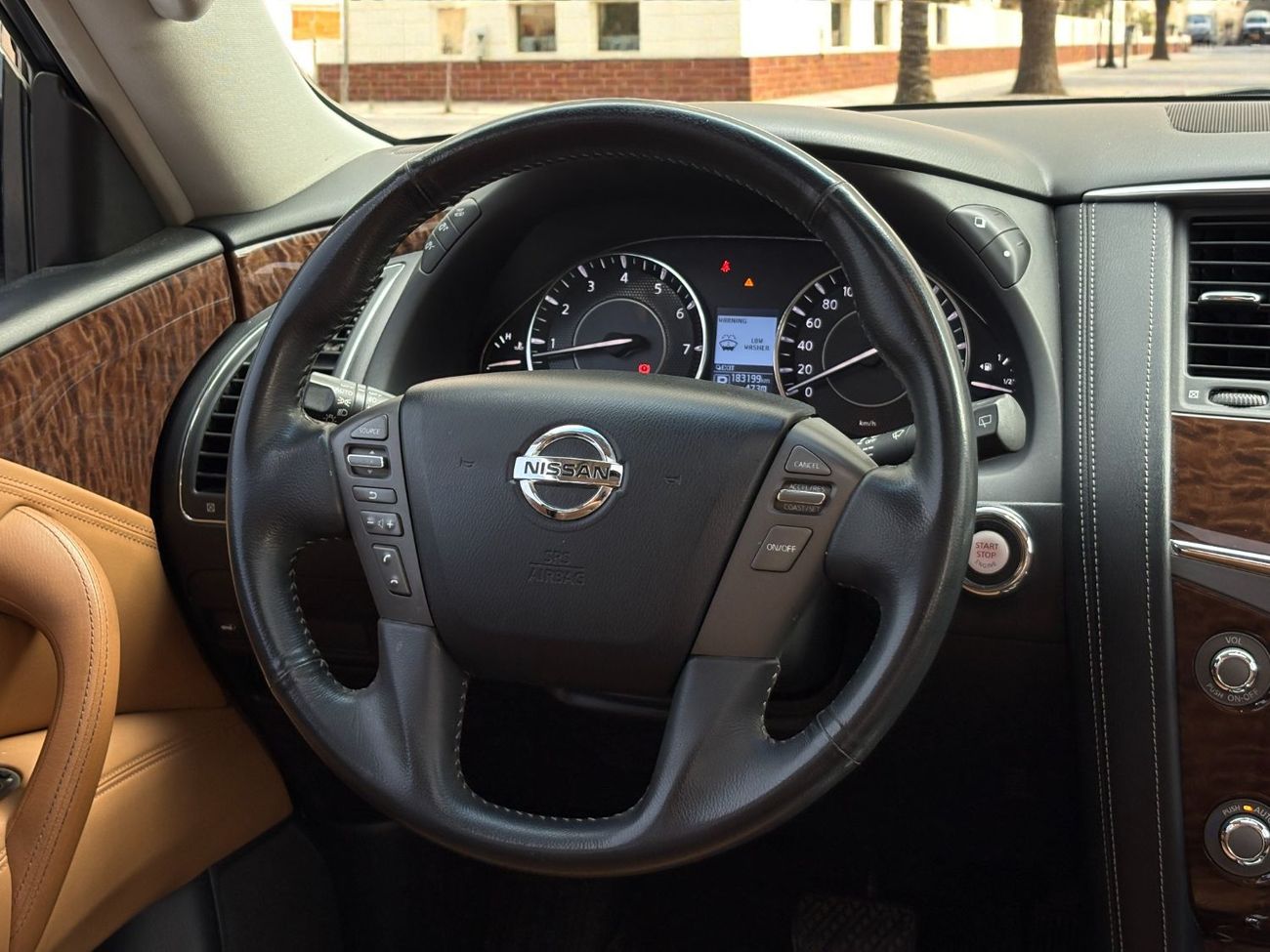 Nissan Patrol LE Titanium 5.6L V8 | 2017 | GCC SPECS | AED 2,700 / MONTH