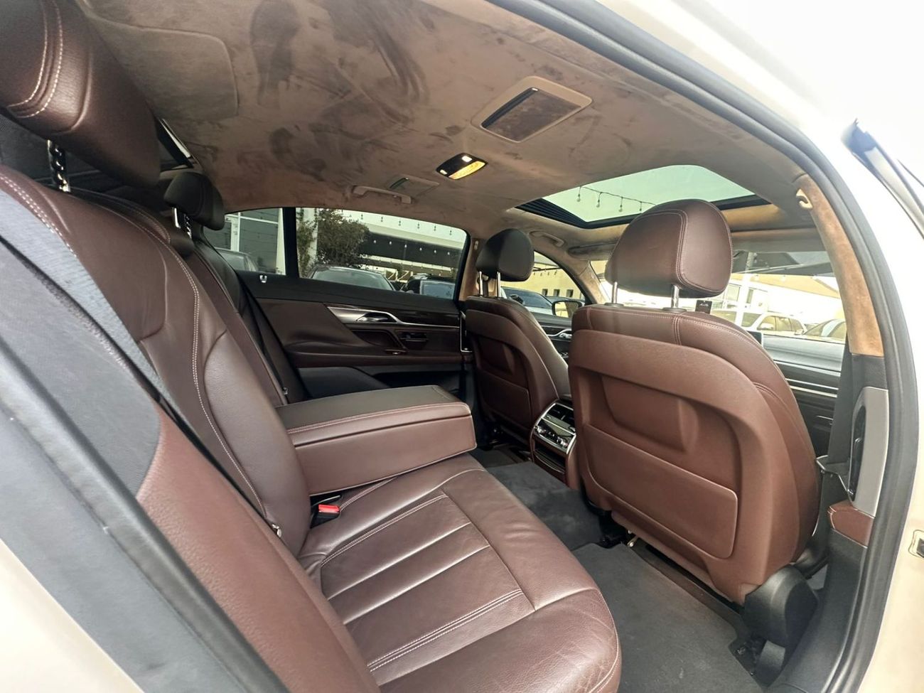 بي أم دبليو 730Li Executive 2.0L