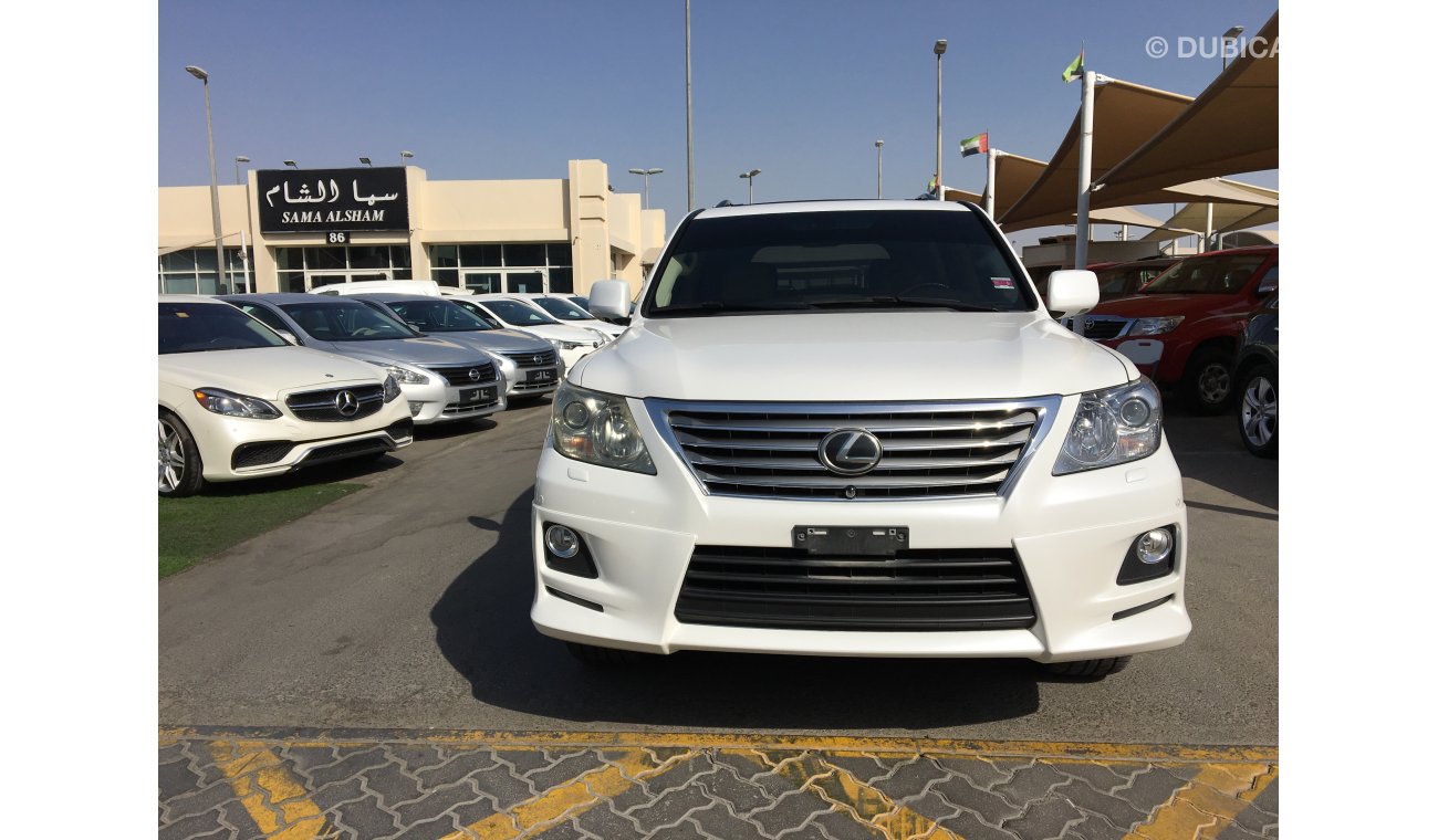 Lexus LX570