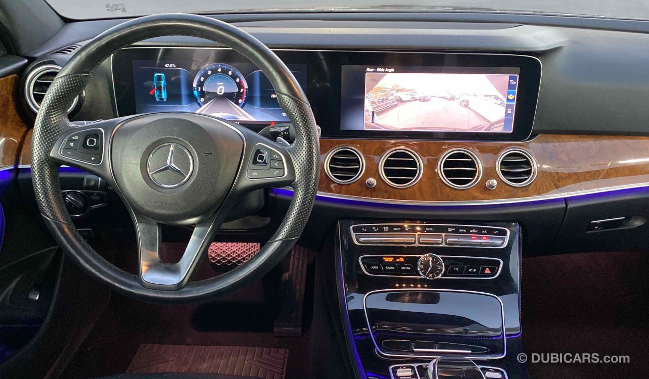 Mercedes-Benz E300