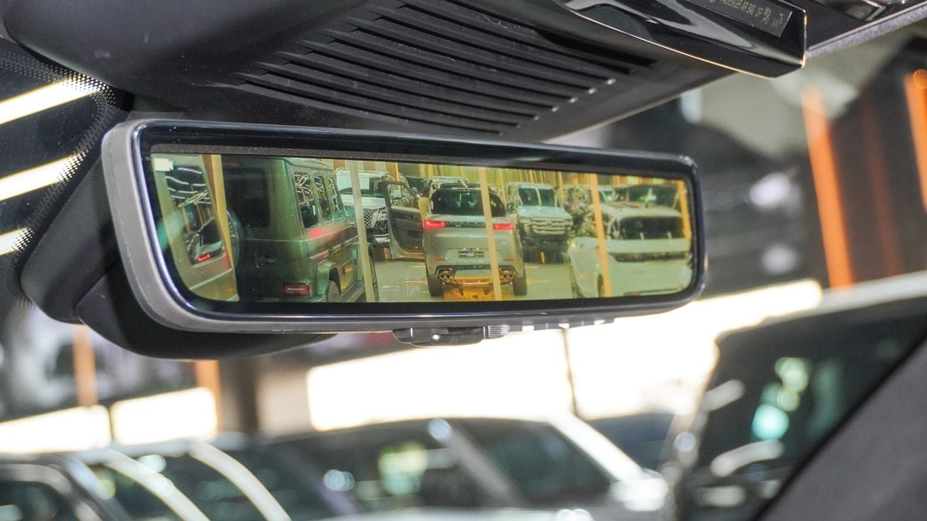 Land Rover Range Rover SVR