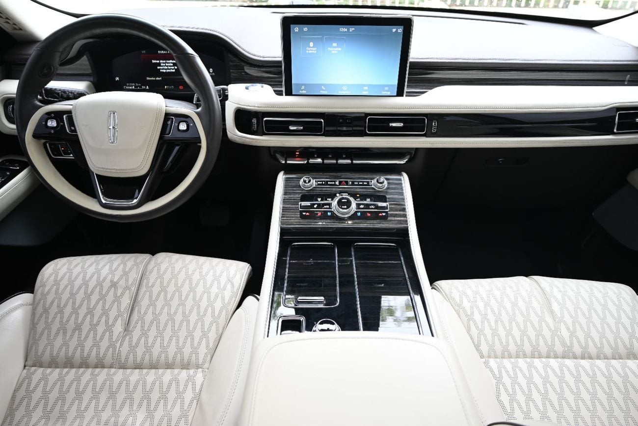 Lincoln Aviator Presidential 3.0L - 0% DP - UNDER WARRANTY 2028 - LINCOLN AVIATOR PRESIDENTIAL (VIP) - AGENCY MAINTA
