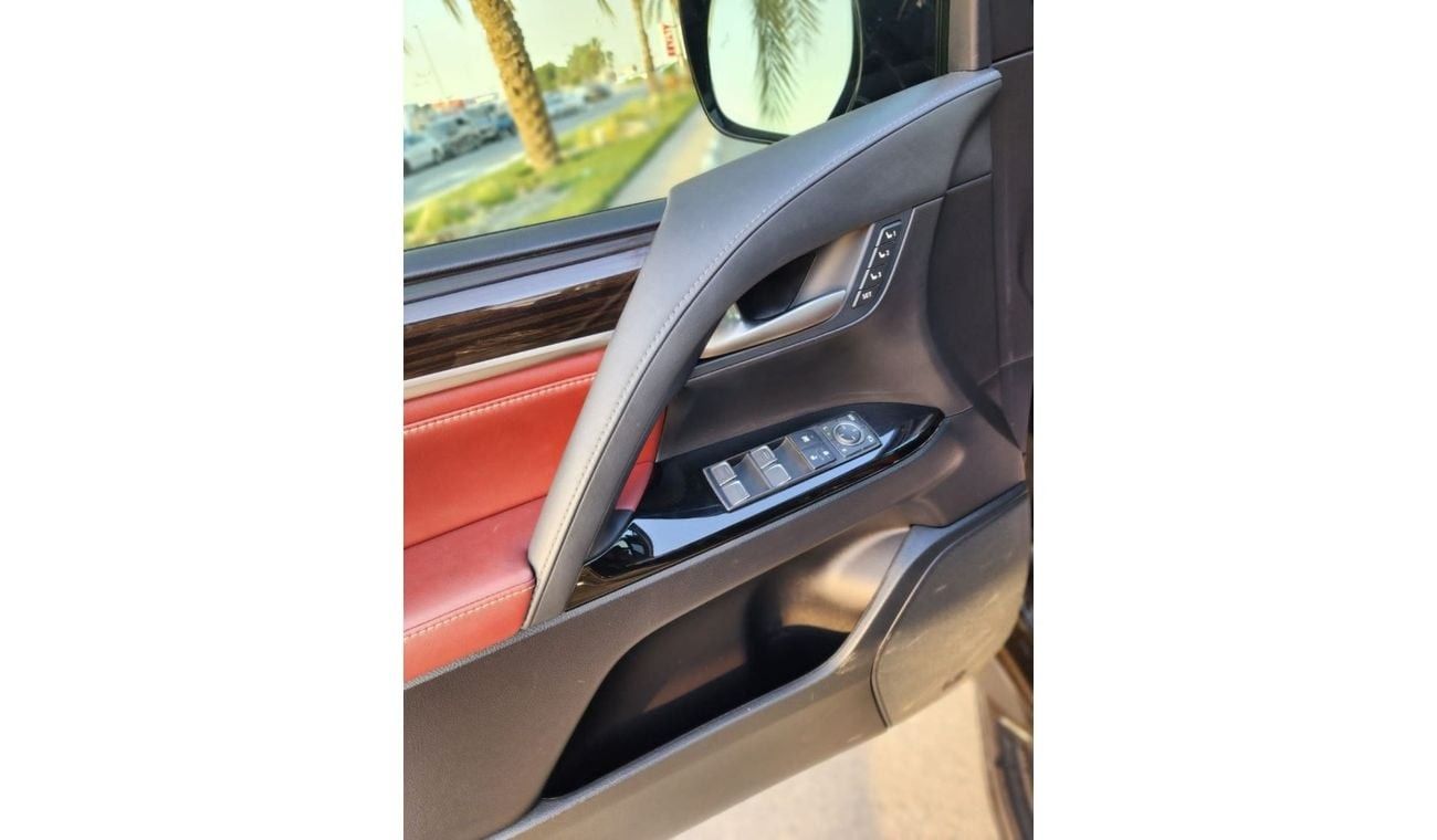 لكزس LX 570 Full option UAE PASS