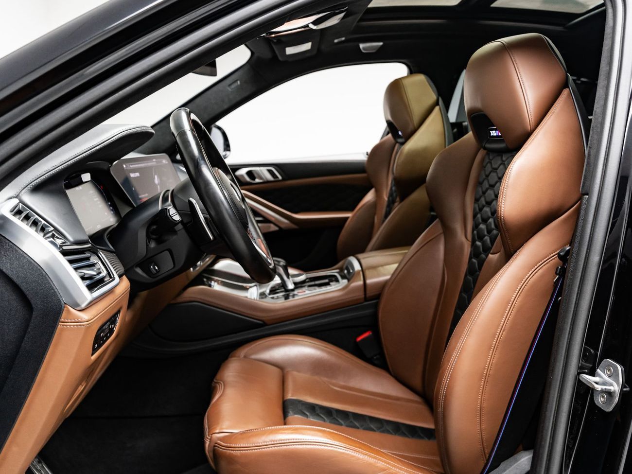 BMW X6M Competition 4.4L 2020 BMW X6M Competition, 1 Year Blackline Warranty, GCC