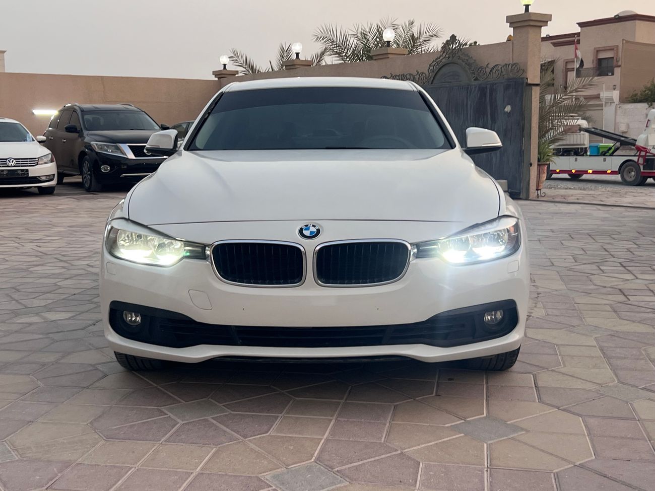BMW 320i