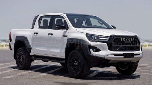 تويوتا هيلوكس GR SPORT