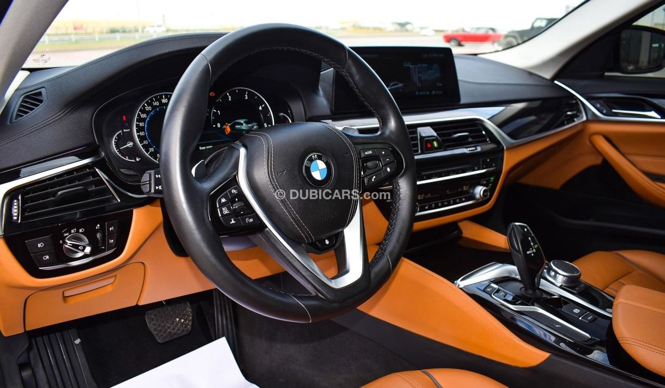 BMW 520i d LUXURY LINE  DIESEL 2018 PERFECT CONDITION FREE ACCIDENT ORIGINAL PAINT