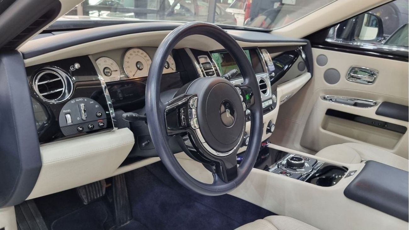 Rolls Royce Ghost Std SPECIAL OFFER RR GHOST 2016 GCC IN PERFECT CONDITION FULL SERVICE HISTORY FOR 520K AED