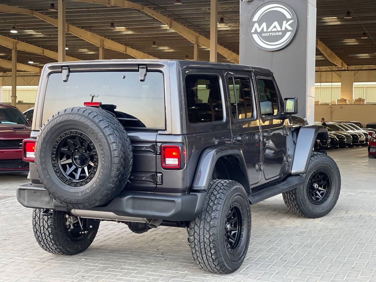 Jeep Wrangler Unlimited Sport 3.6L A/T JL / 3.6L V6 / RADAR /HURRICANE ADJUSTABLE /RADAR / LINE ASSIST / LOW MILEA