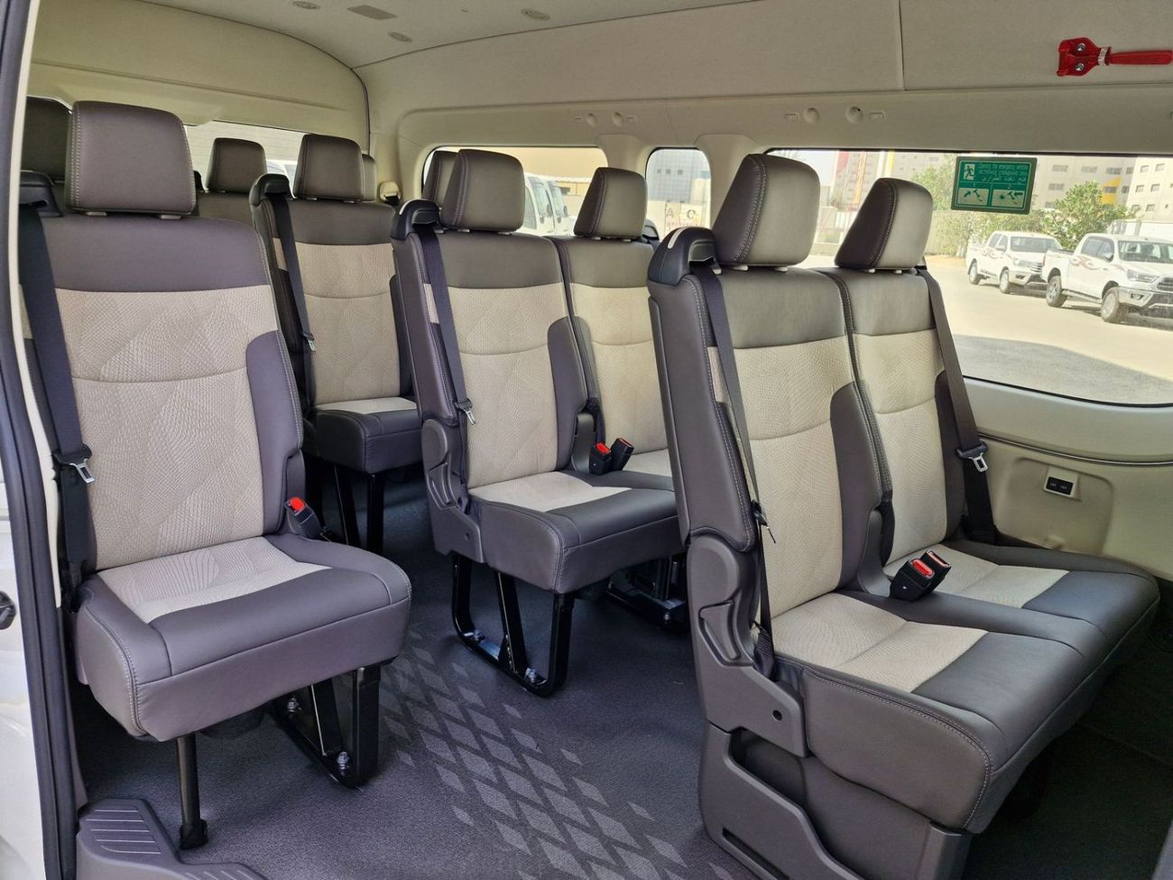 تويوتا هاياس 2026 TOYOTA HIACE HiROOF GL AUTO 3.5L 3PELR GCC BRAND NEW 0KM