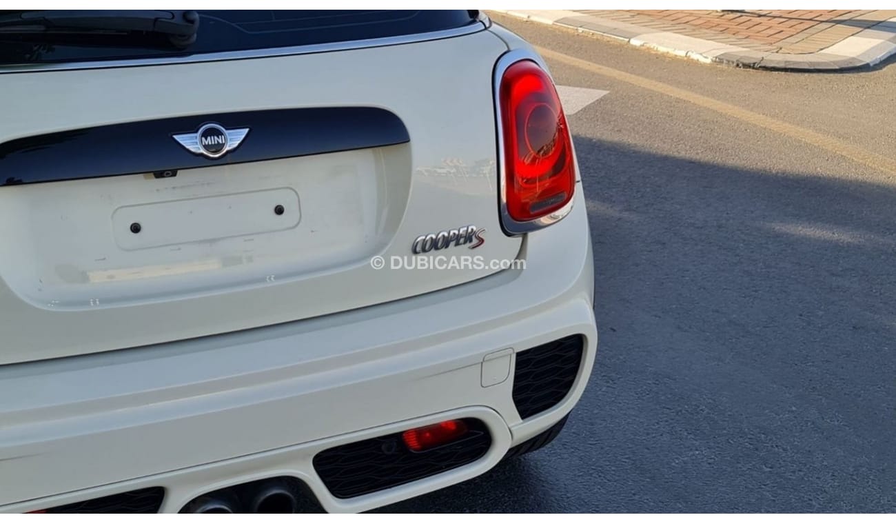 Mini Cooper S JCW Full Option 2016 Full Service History GCC