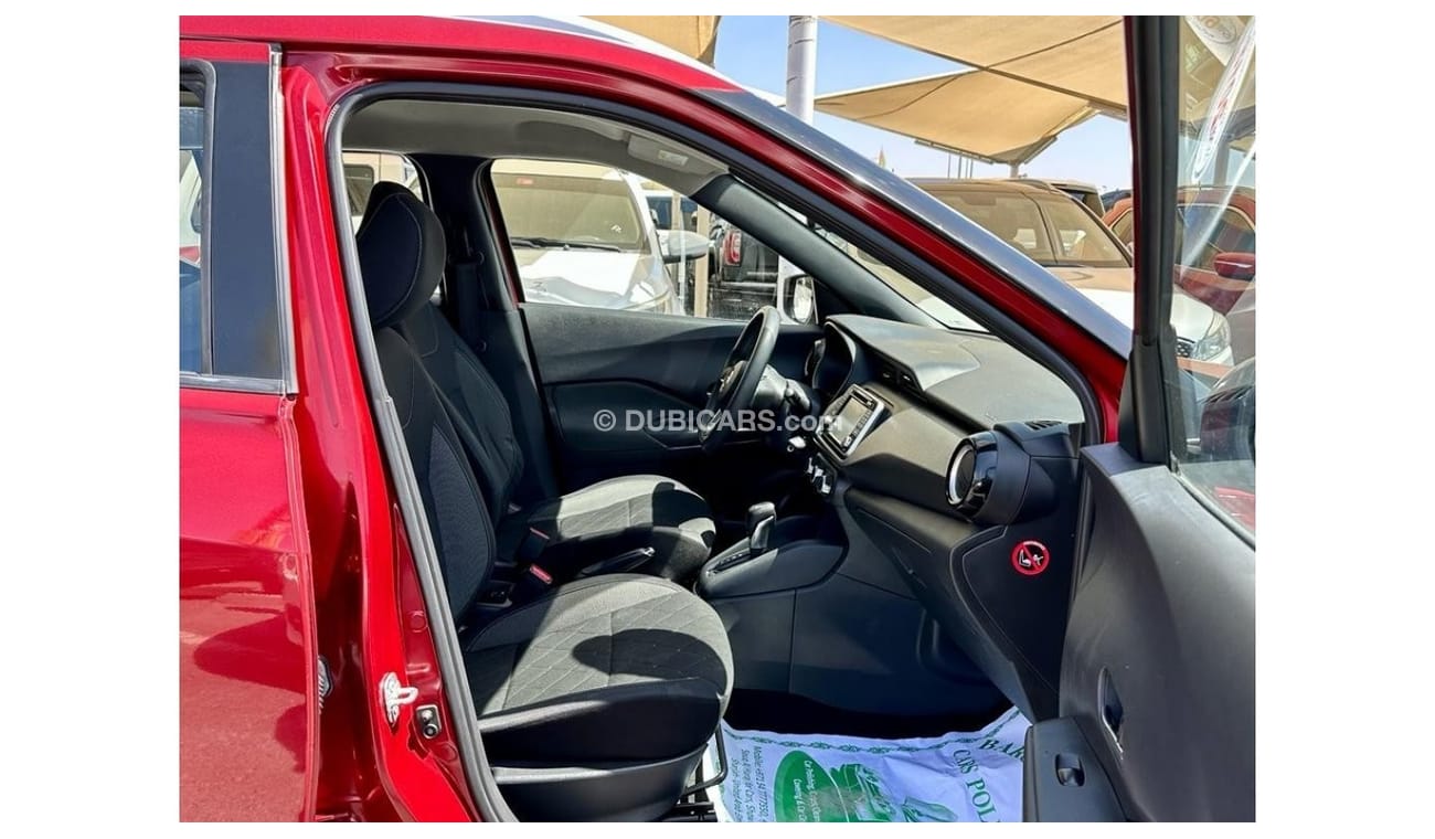 Nissan Kicks NISSAN KICKS - 2018 - SV - MID OPTION - GCC - ACCIDENTS FREE - PERFECT CONDITION INSIDE OUT
