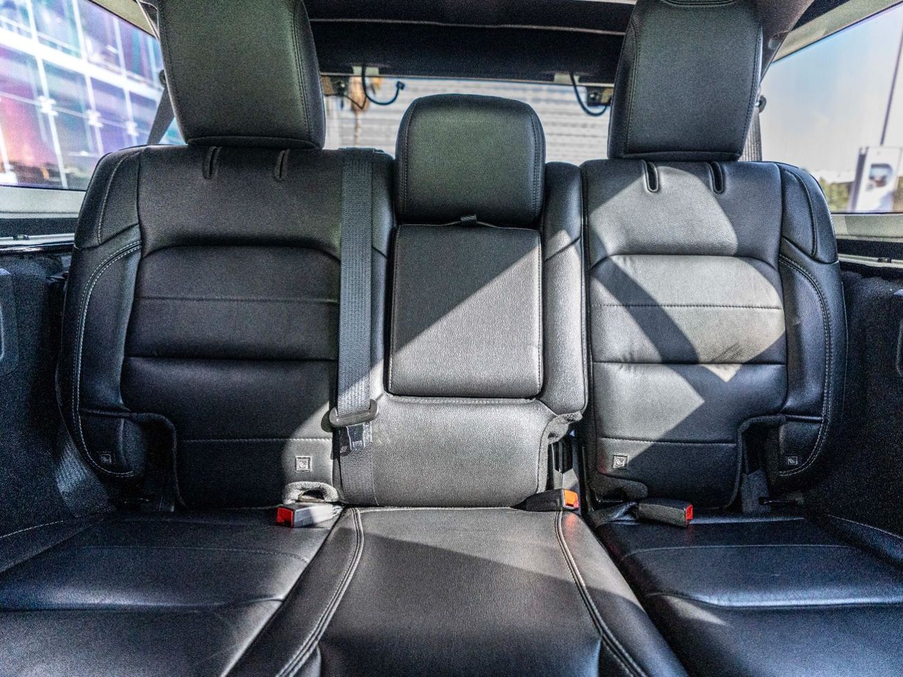 Jeep Wrangler Sahara 3.6L A/T (5 Seater)