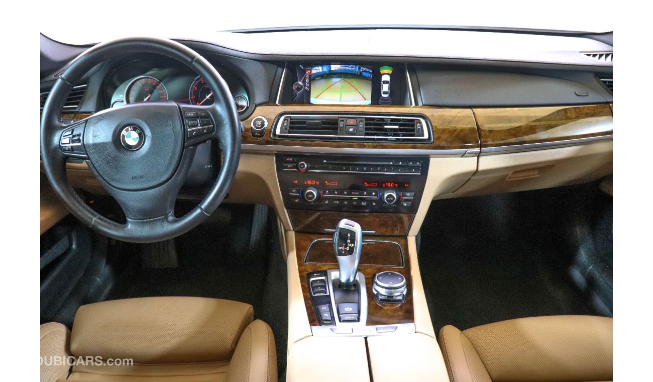 بي أم دبليو 740 BMW 740Li 2015 GCC under Agency Warranty with Flexible Down-Payment.