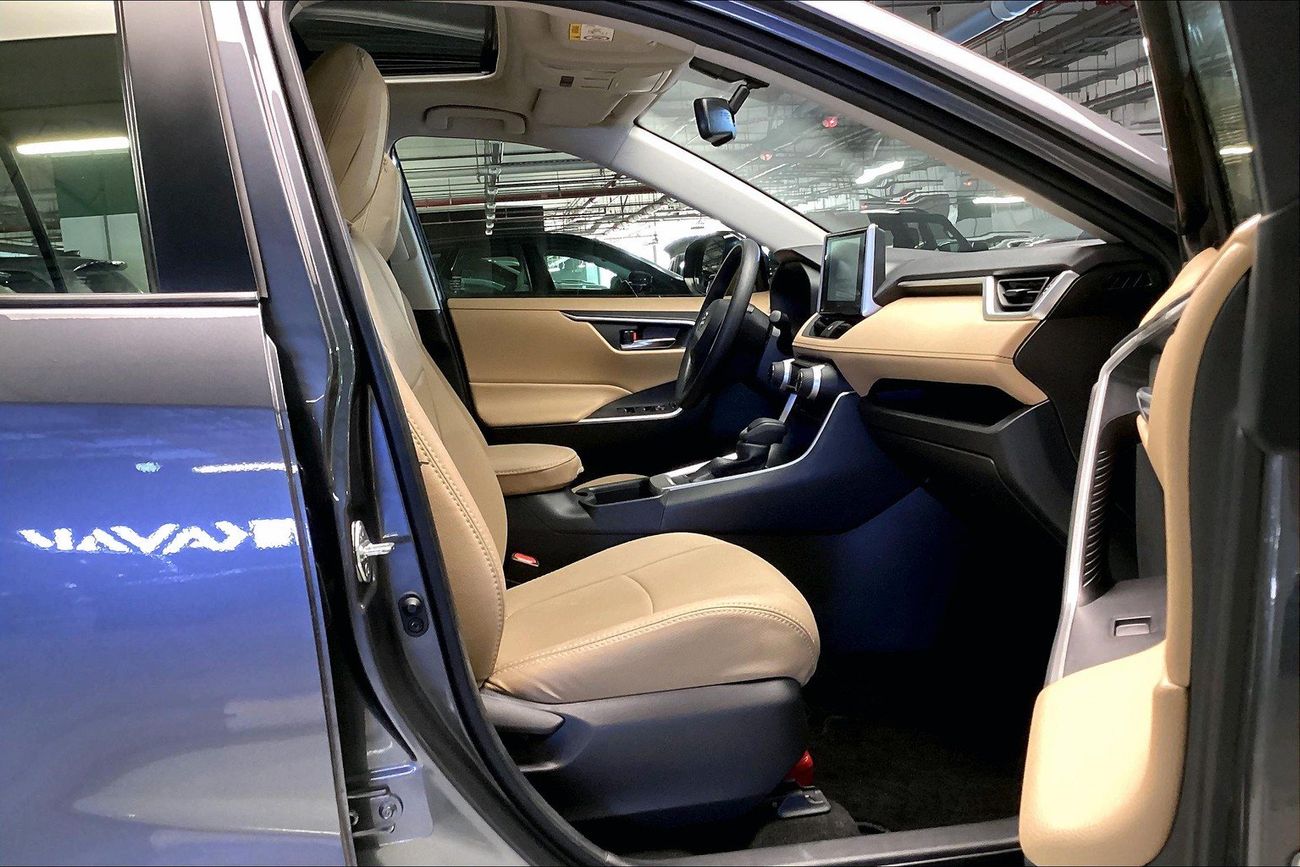 تويوتا راف ٤ VX | شامل الضمان | 0 ﺪﻔﻋﺓ ﺃﻮﻟﻯ