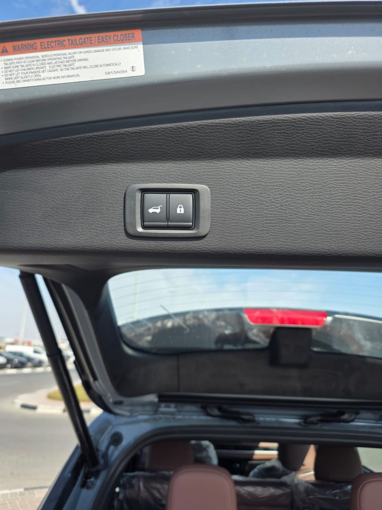 Mitsubishi Outlander Mitsubishi Outlander P-Line 2.5L 2026 Grey Petrol