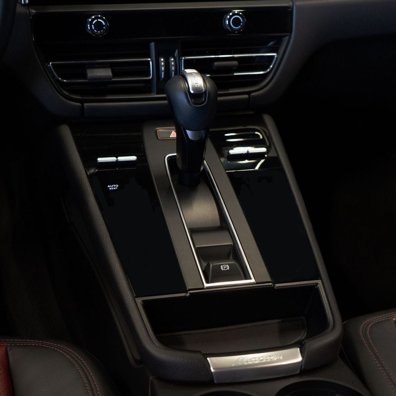 بورش ماكان Std 2.0L (260 HP)