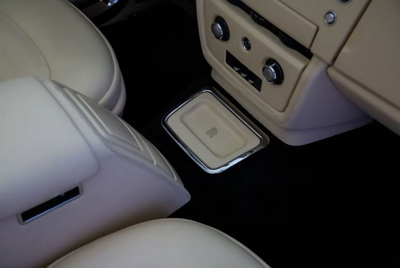 Rolls Royce Phantom STD DROPHEAD