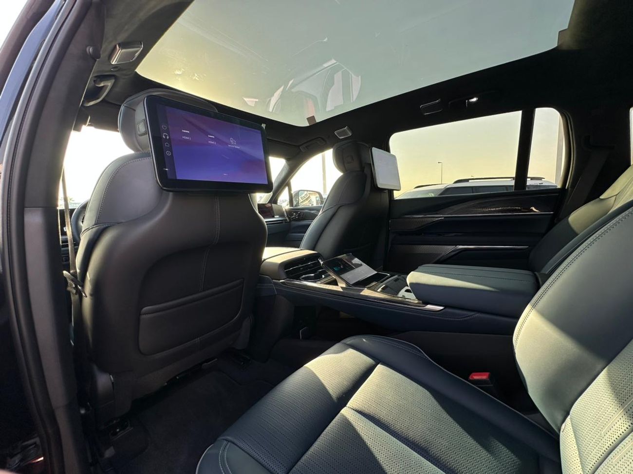 كاديلاك إسكالاد Brand New Escalade IQ Sport2 VIP Seats Automatic doors