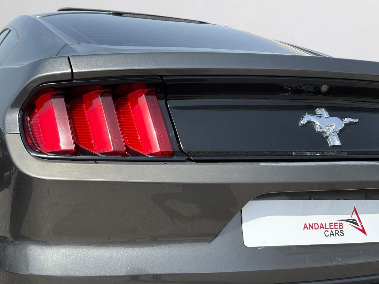 فورد موستانج STD (3.7L · 6 Cyl · Automatic · Petrol · Coupe · Rear Wheel Drive · 4 Seats · 2 Door) 300 HP | FORD MUSTANG | 3.7L NATURALLY ASPIRATED V6 | RWD | 2017