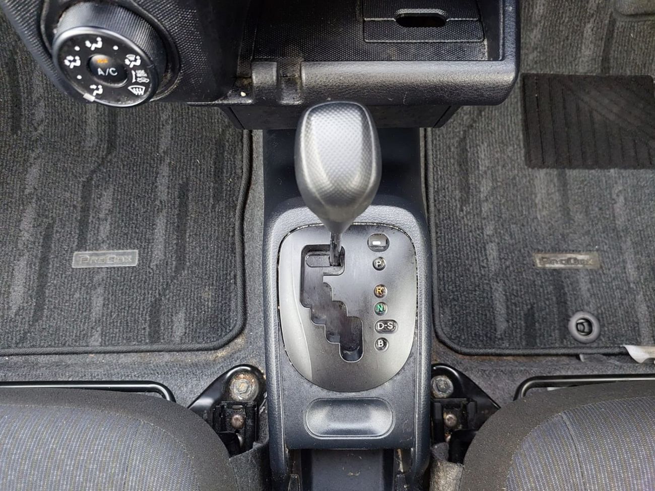 Toyota Probox TOYOTA PROBOX VAN RHD 2015 MODEL 1.3 L PETROL AUTOMATIC(PM13254)