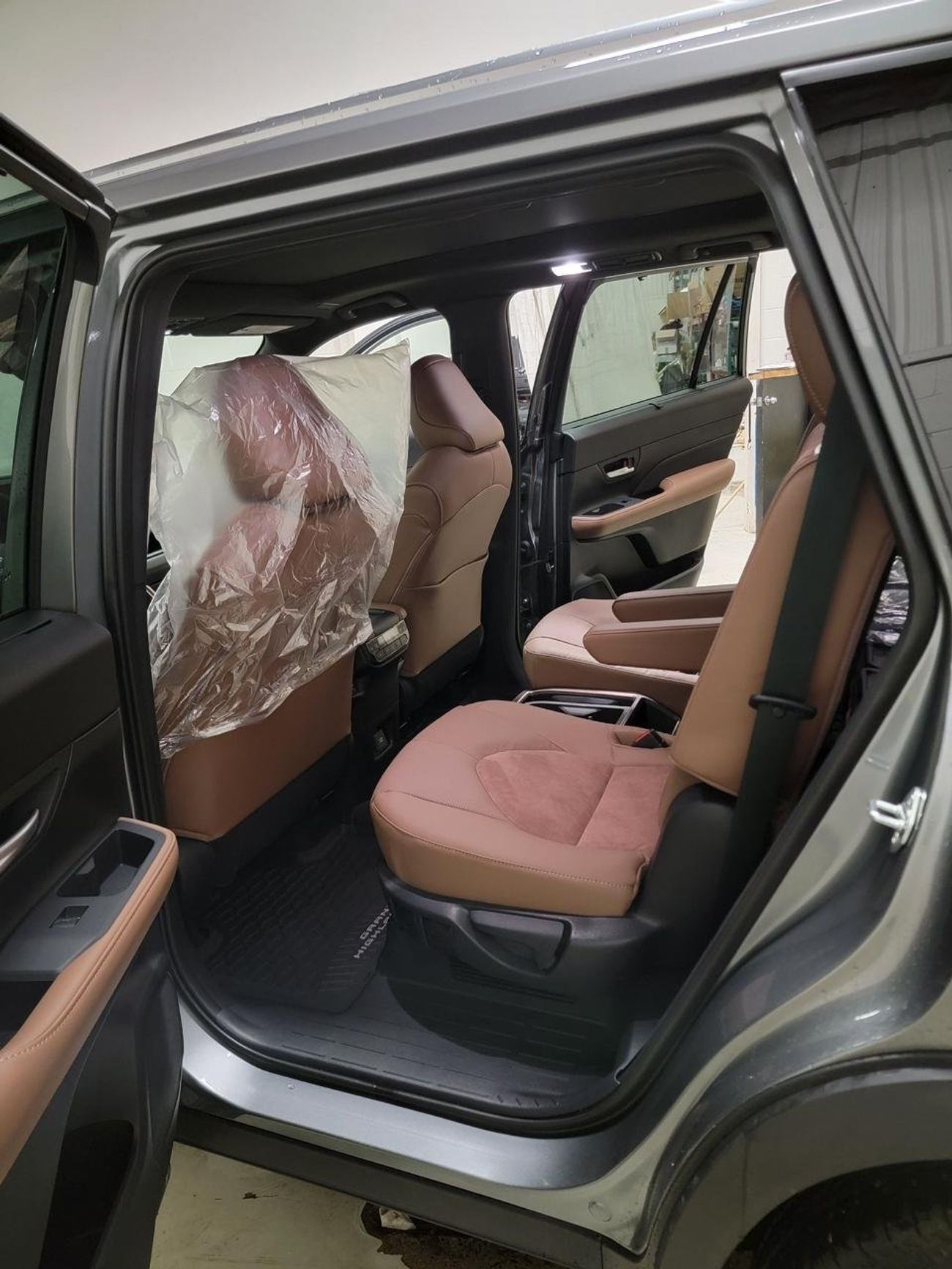 Toyota Grand Highlander Platinum Hybrid Max