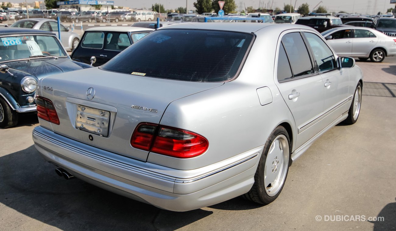 Mercedes-Benz E 55 AMG