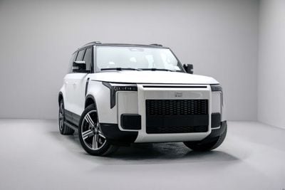 روكس 01 1.5L - Plug-in Hybrid - White Inside Orange | Export Only