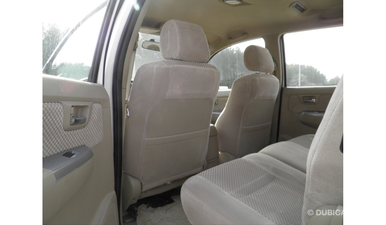 Toyota Fortuner 2011 Ref #545