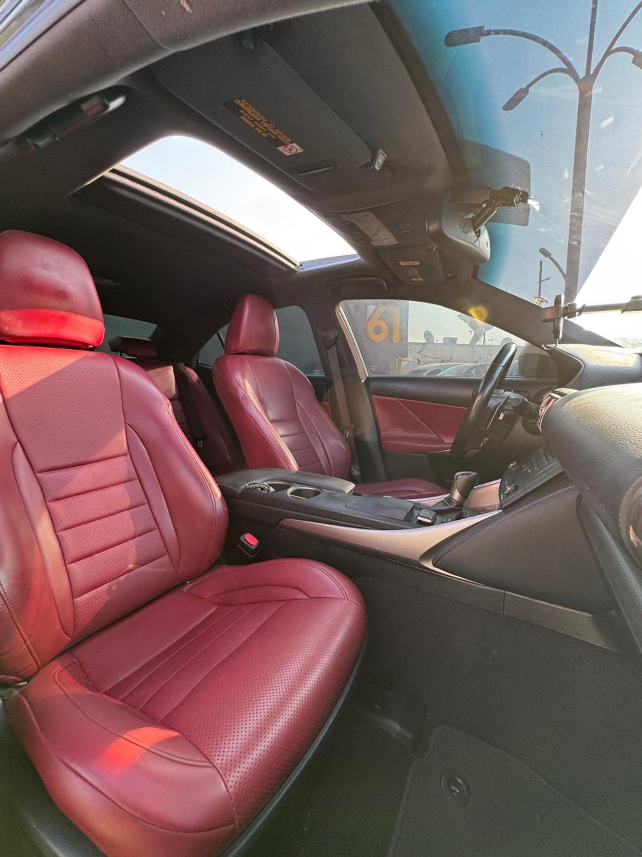 لكزس IS 300 F Sport 2.0L