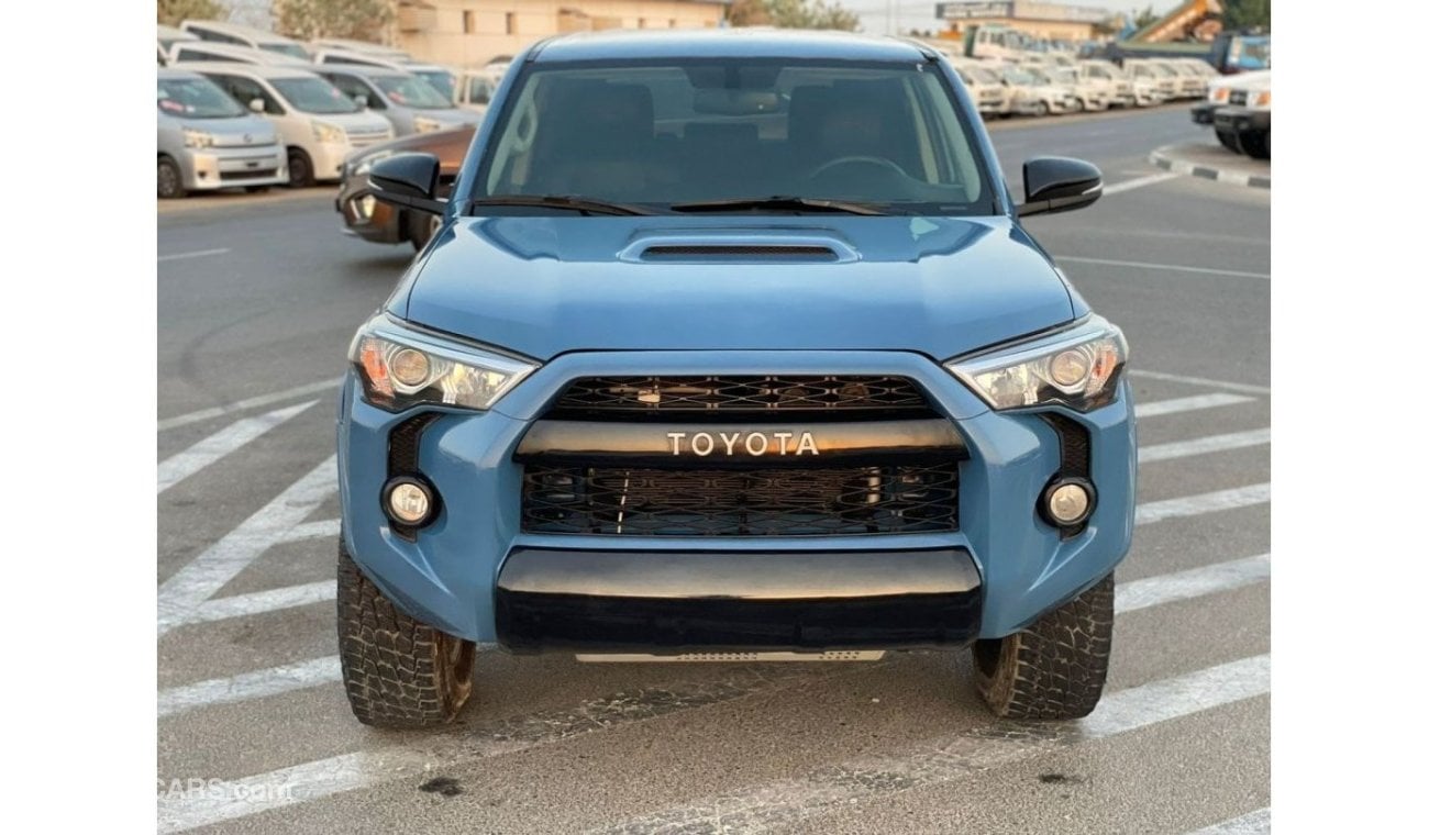 تويوتا 4Runner 2018 Toyota 4Runner 4x4 TRD Off Road Pro With Special Rare Blue Color / EXPORT ONLY