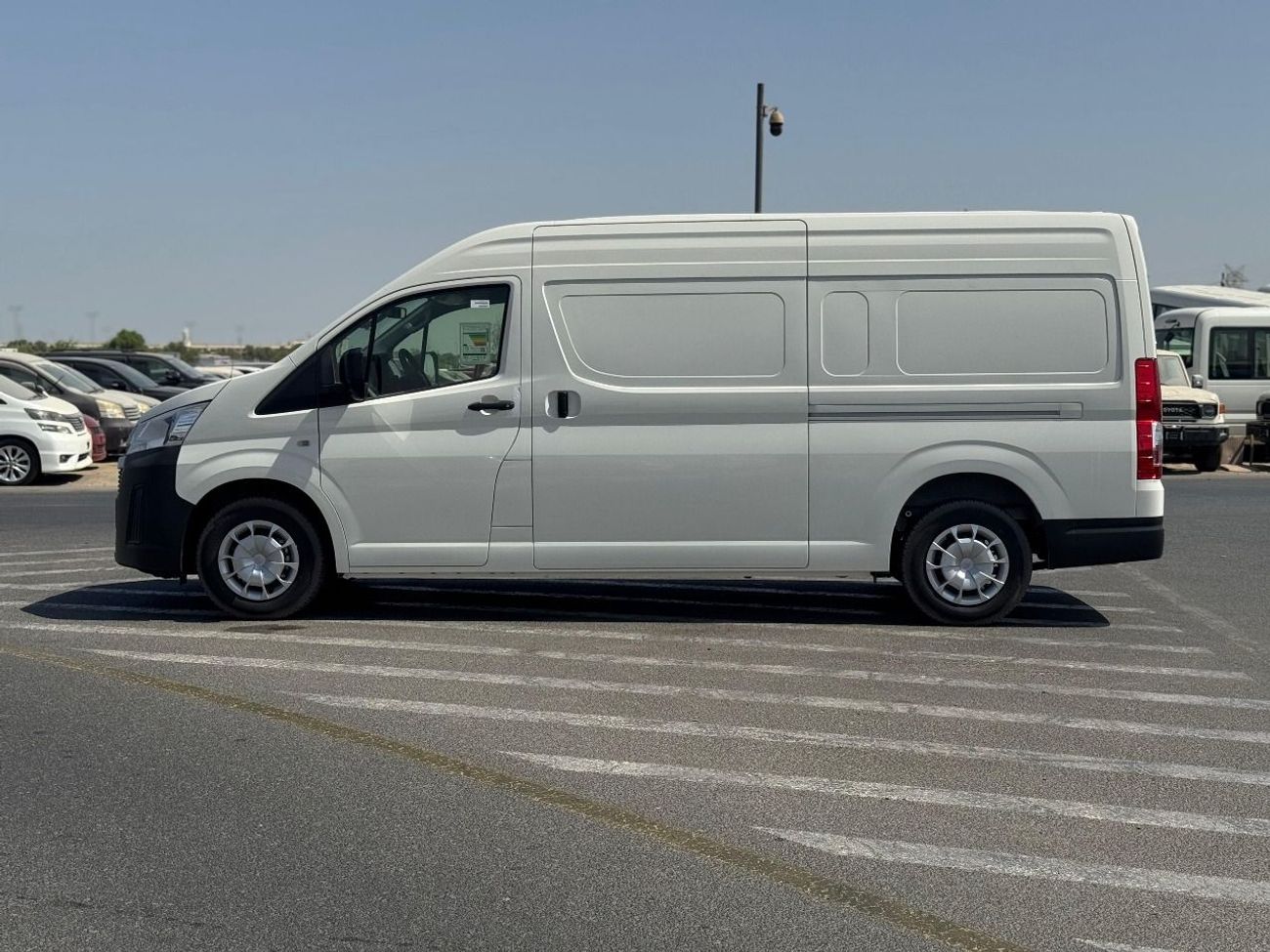 Toyota Hiace Hiace 3.5 MT petrol 2026