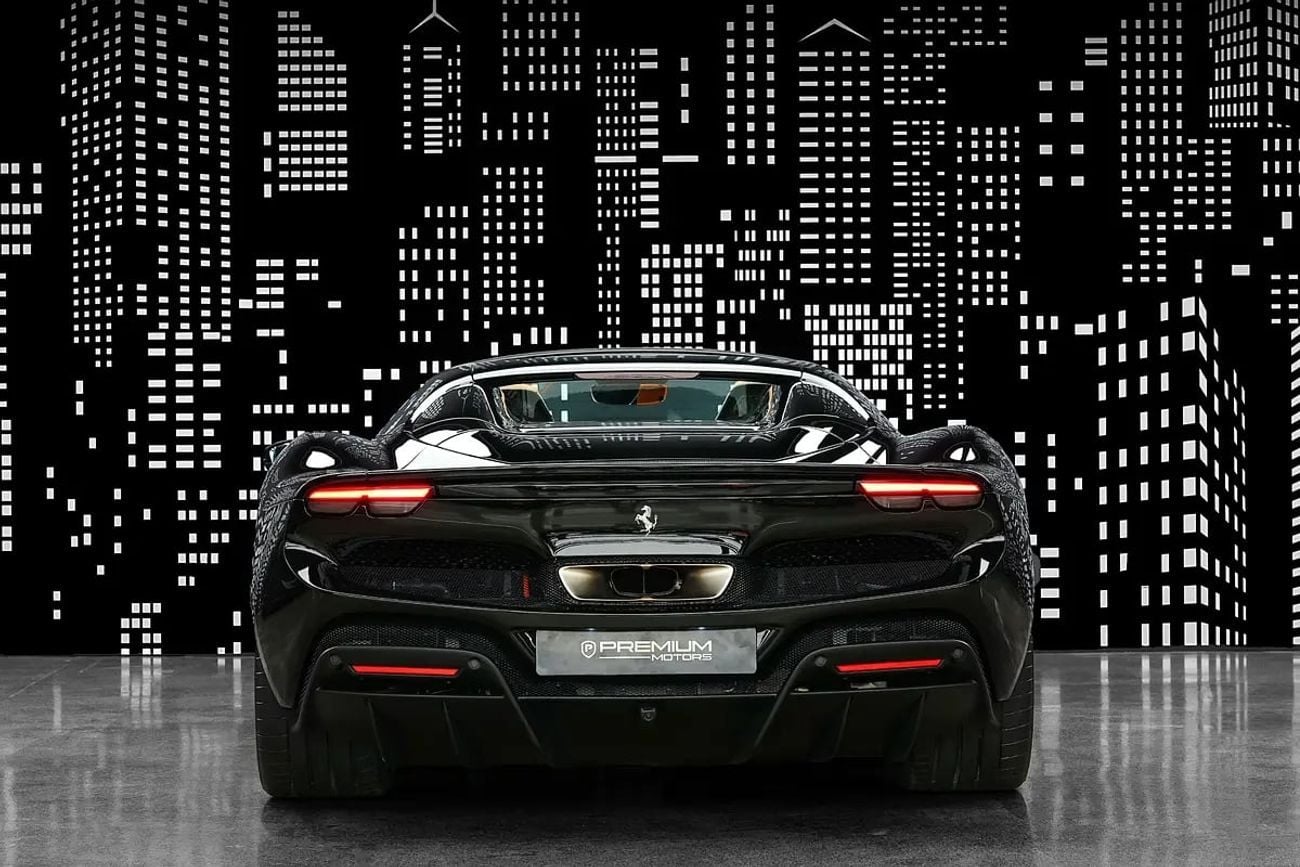 فيراري 296 GTB