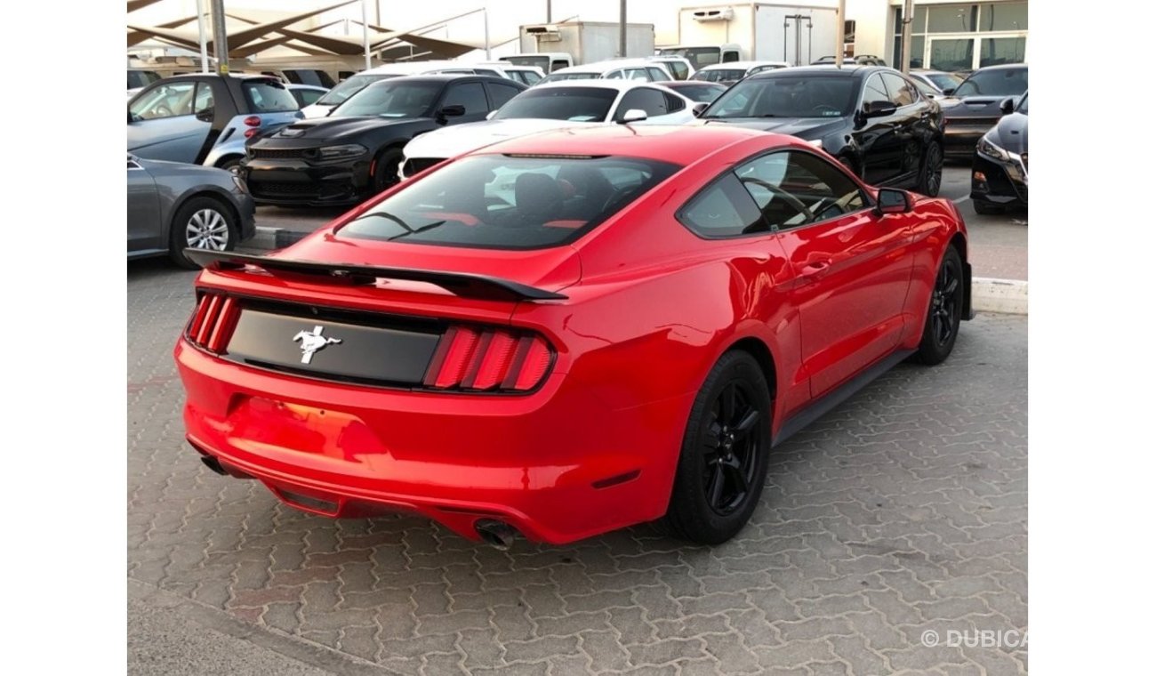 Ford Mustang Std Mustang V6 3.7L model 2017 very clean car