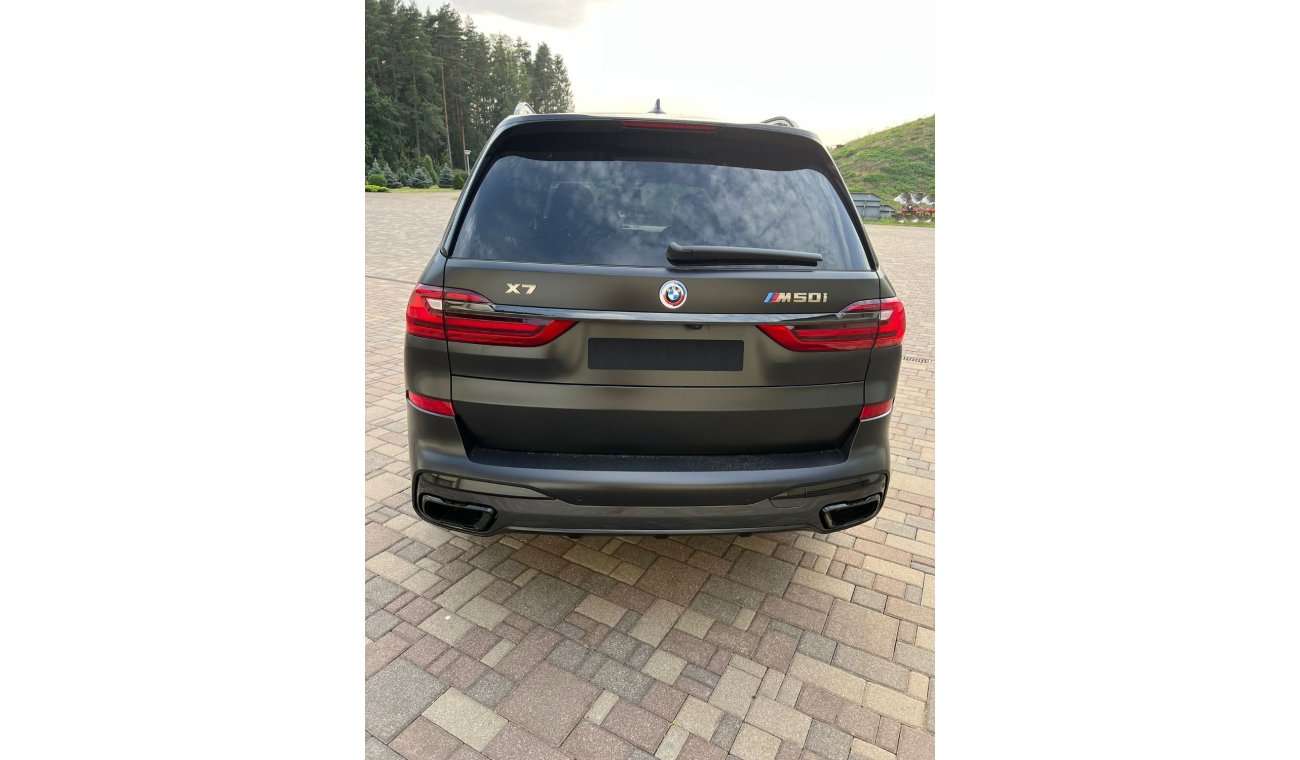 BMW X7 M50i Luxury BMW X7 M50I DARK SHADOW EDITION LIMITED