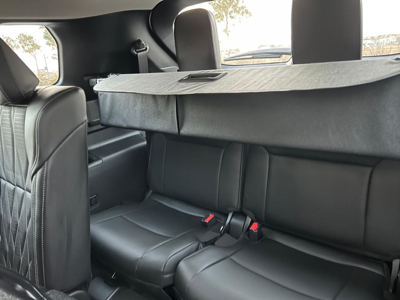 Mitsubishi Outlander PREMIUM LAUNCH EDITION