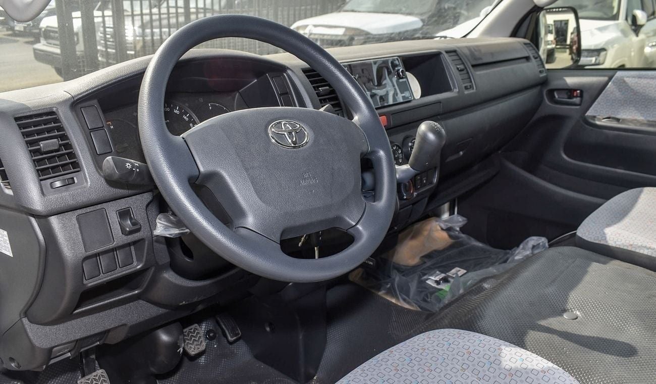Toyota Hiace DLS -High Roof Commuter 2.8L M/T DLS -High Roof Commuter 2.5L M/T