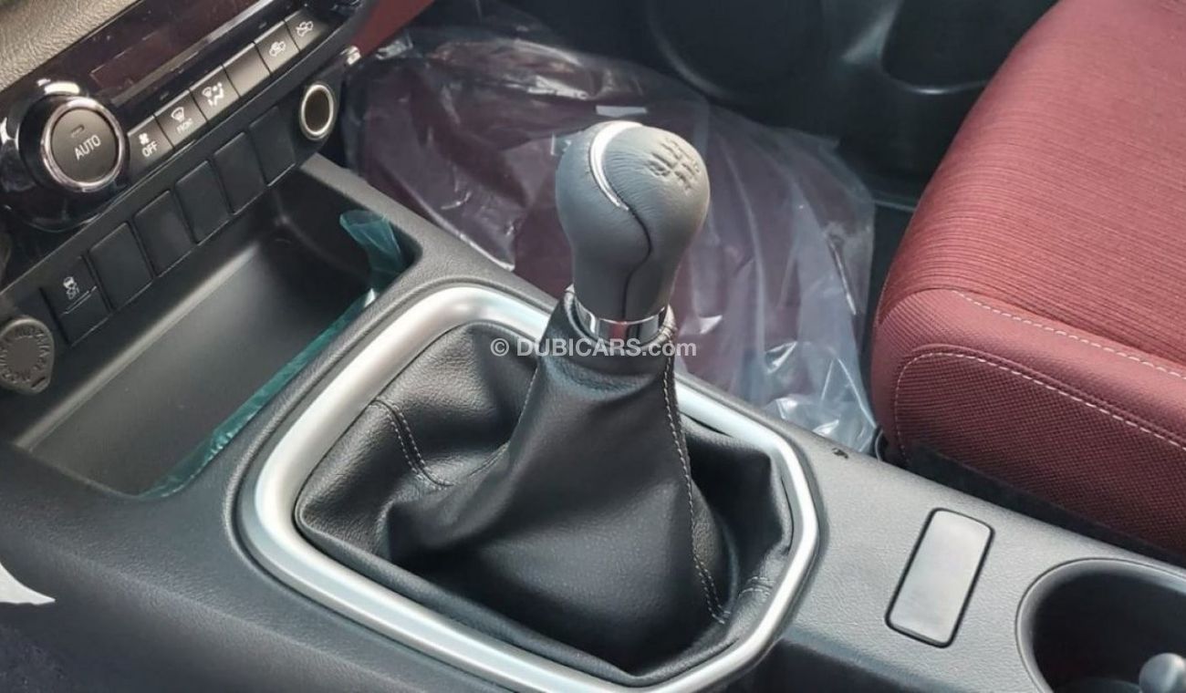 Toyota Hilux Toyota Hilux Pick Up SR5 Double Cabin M/T 22MY 2.4L 4x4 Diesel