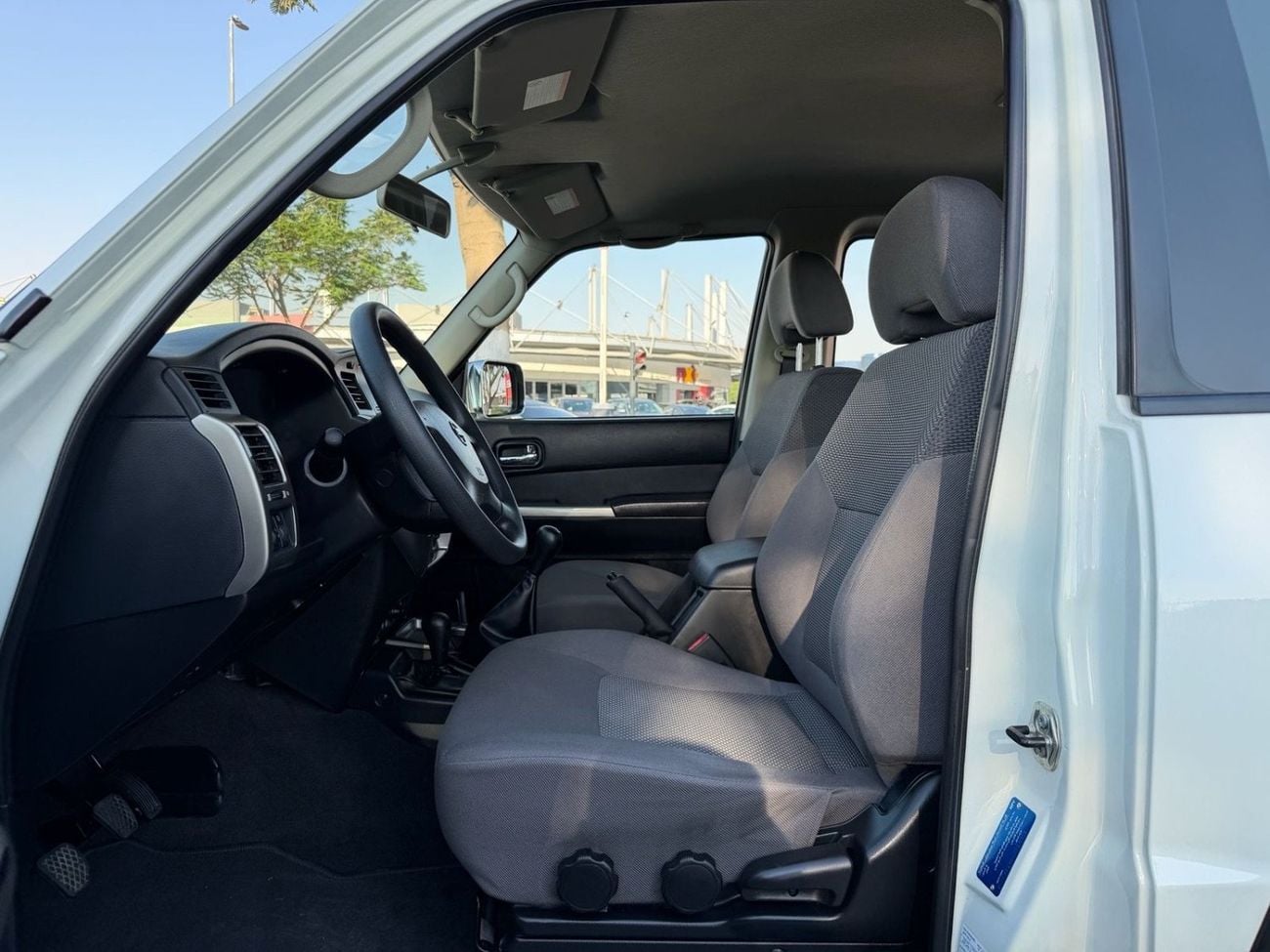Nissan Patrol HT SAFARI