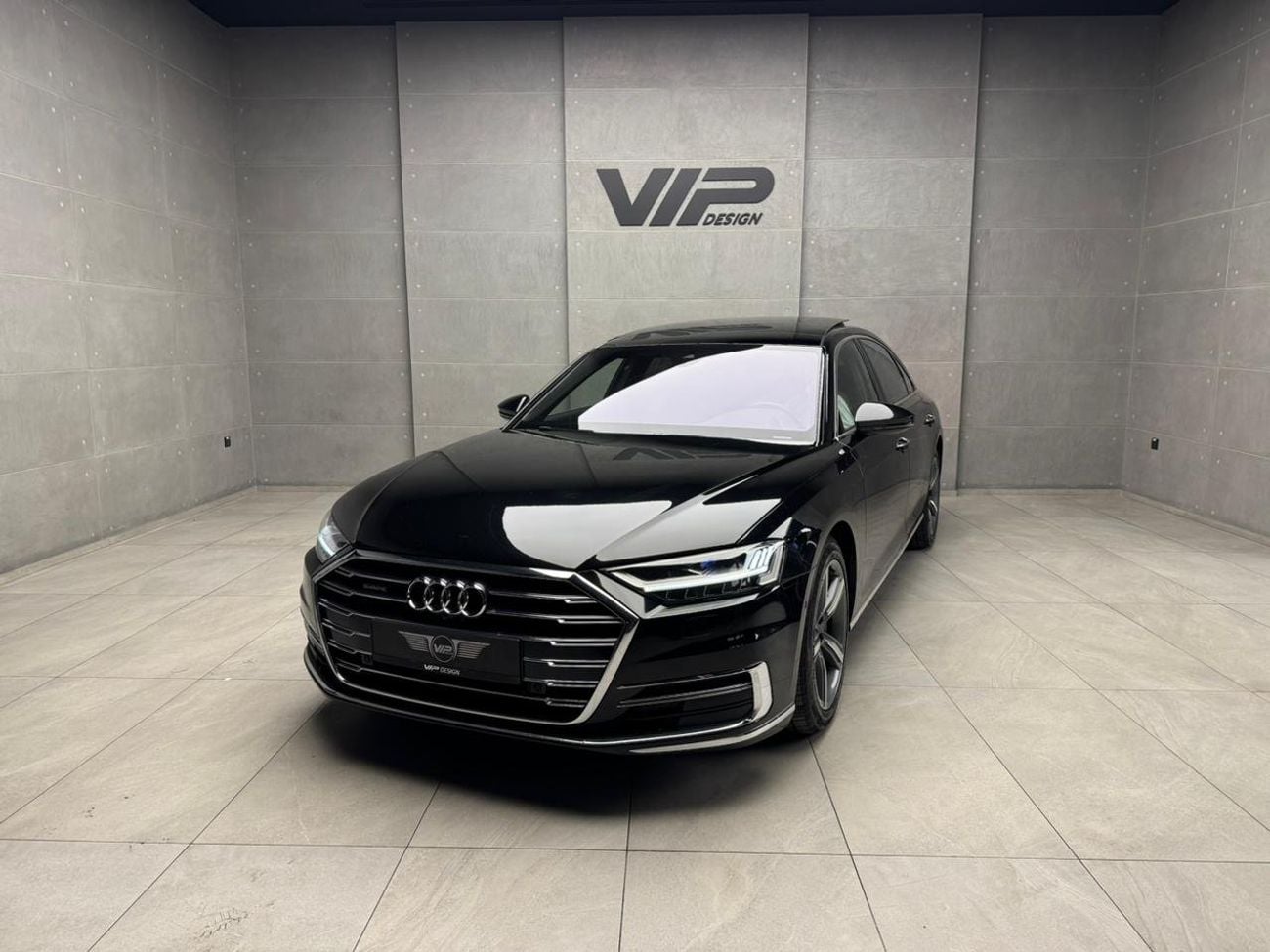 أودي A8 L | 55 TFSI | 2019 Model | Low Mileage | Full Options | GCC Specs