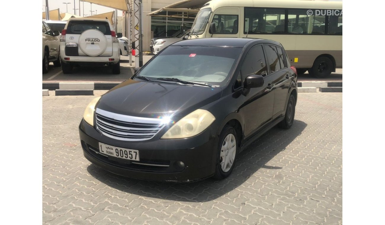 Nissan Tiida