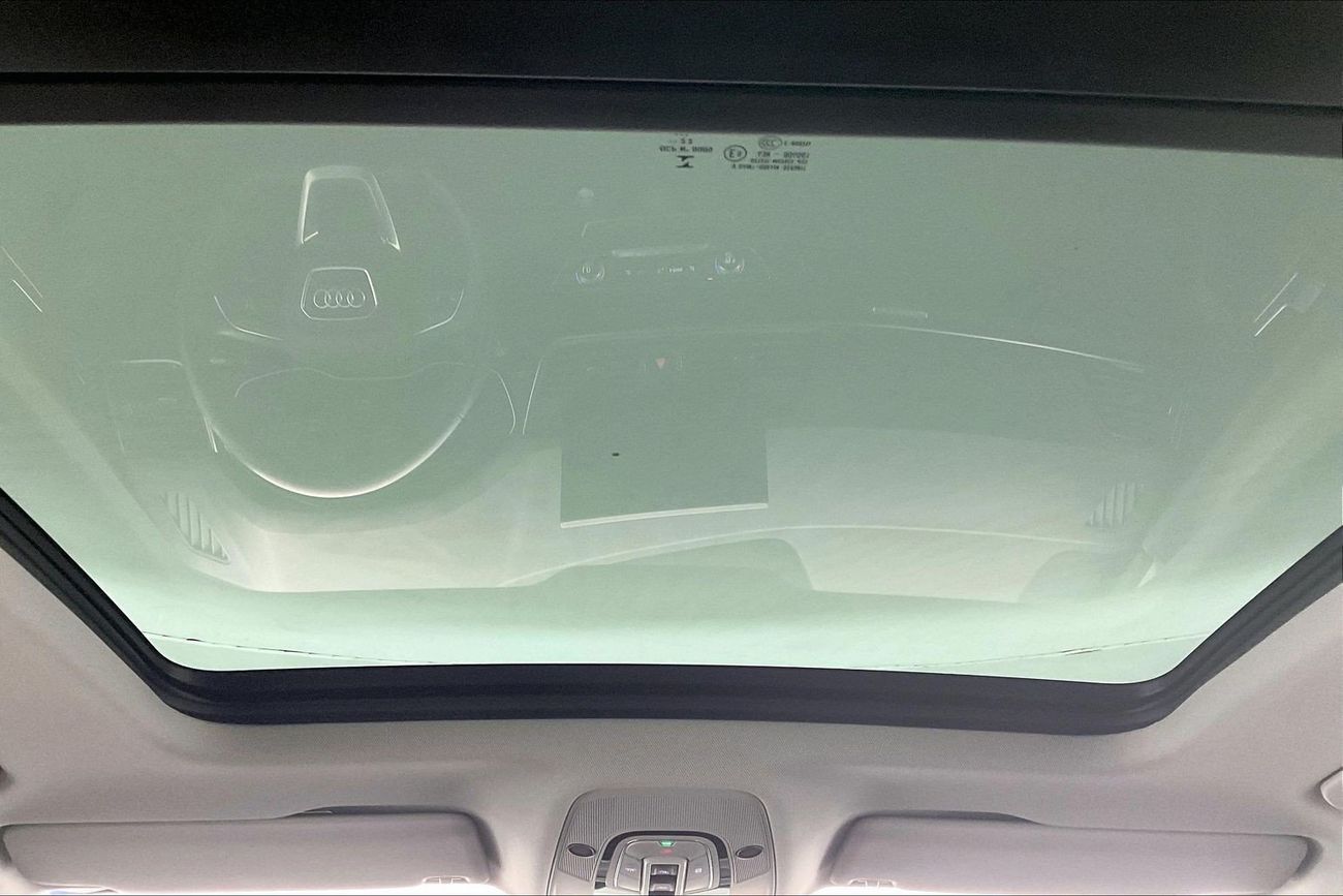 Audi Q5 45 TFSI quattro S-Line & Technology Selection | Guaranteed Warranty | 0 Down Payment