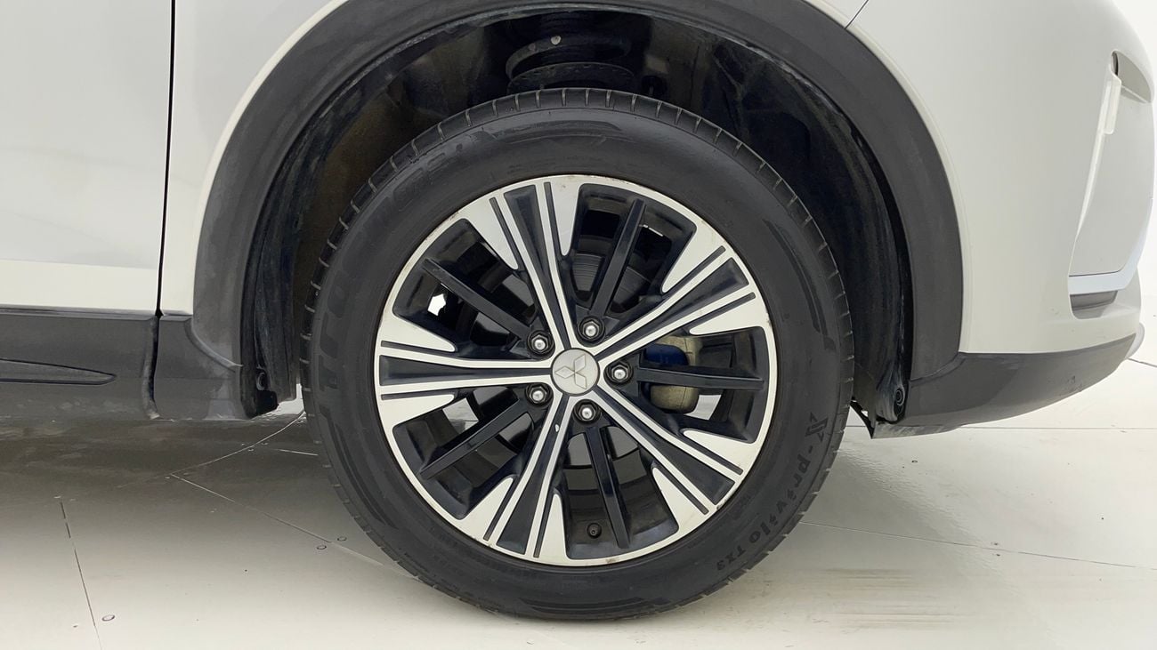 Mitsubishi Eclipse Cross GLX HIGHLINE 1.5 | Zero Down Payment | Free Home Test Drive