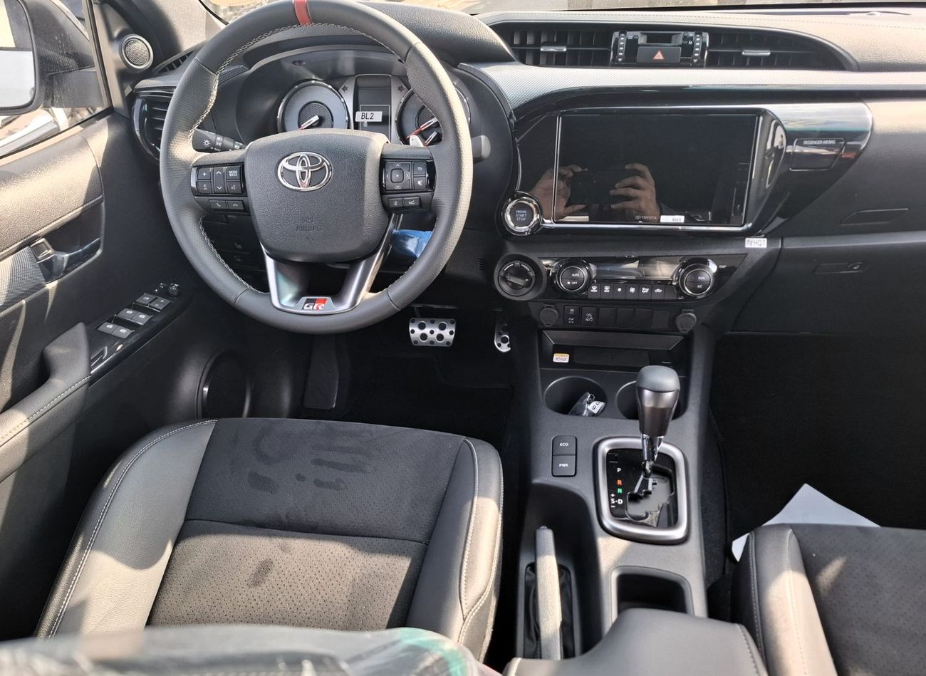 Toyota Hilux Toyota Hilux GR Sport 2.8L 2026 AT DC White Diesel