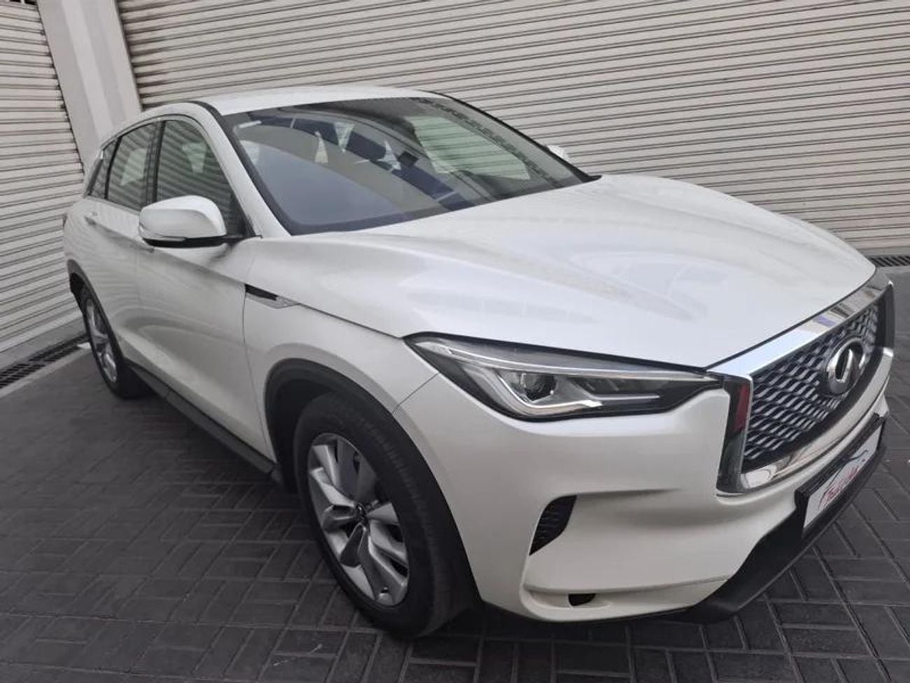 إنفينيتي QX50 LUXE SENSORY Luxury 2.0L RWD